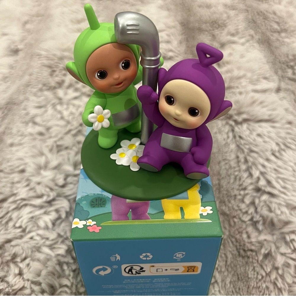 POPMART Teletubbies Tinky Winky & Dispy, Companion Series